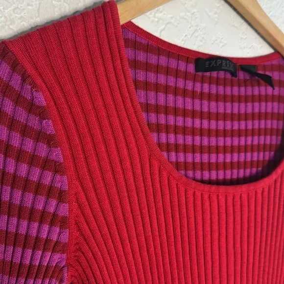 Vintage Express World Brand Ribbed Stripe Sweater Y2K 90s Red Pink Long Sleeve - Picture 5 of 6